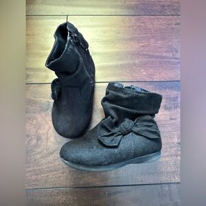 Baby Girl Black Boots with Bows Size 5